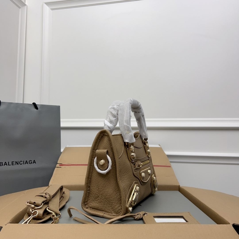 Ba1en*iaga classic city bags